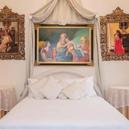 Iflat Spanish Steps Luxury And Historical Apt Апартаменты