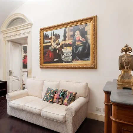 Iflat Spanish Steps Luxury And Historical Apt Apartment